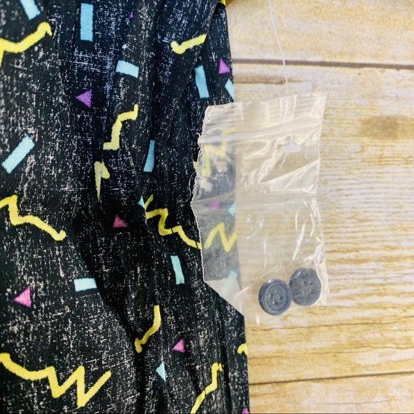 Carbon Men’s Short Sleeve Buttondown Shirt Small - Picture 4 of 5